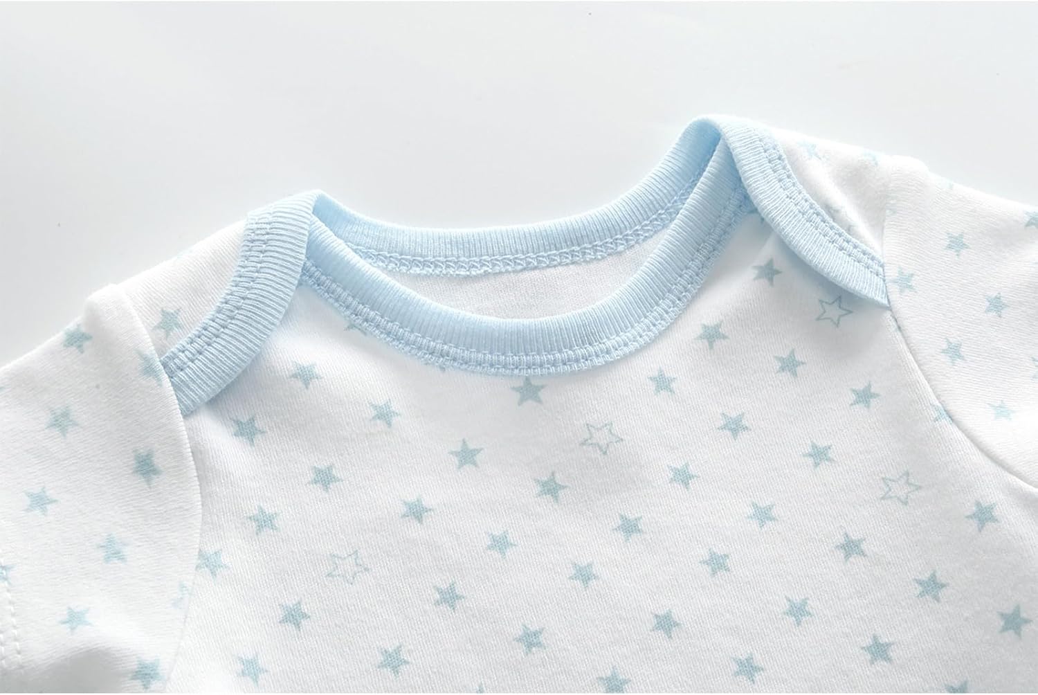 Unisex Layette Set for Baby Boys Girls