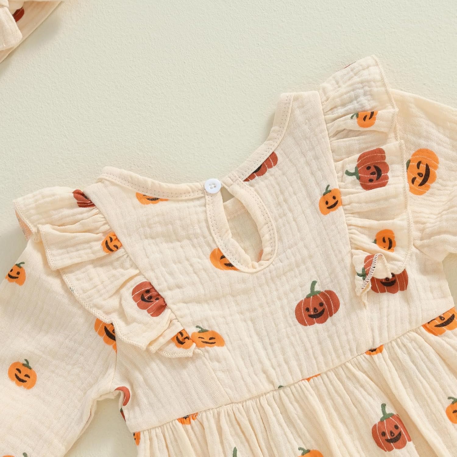 Cute Halloween Baby Girl Outfit Adorable Bats Romper with Pumpkin Design