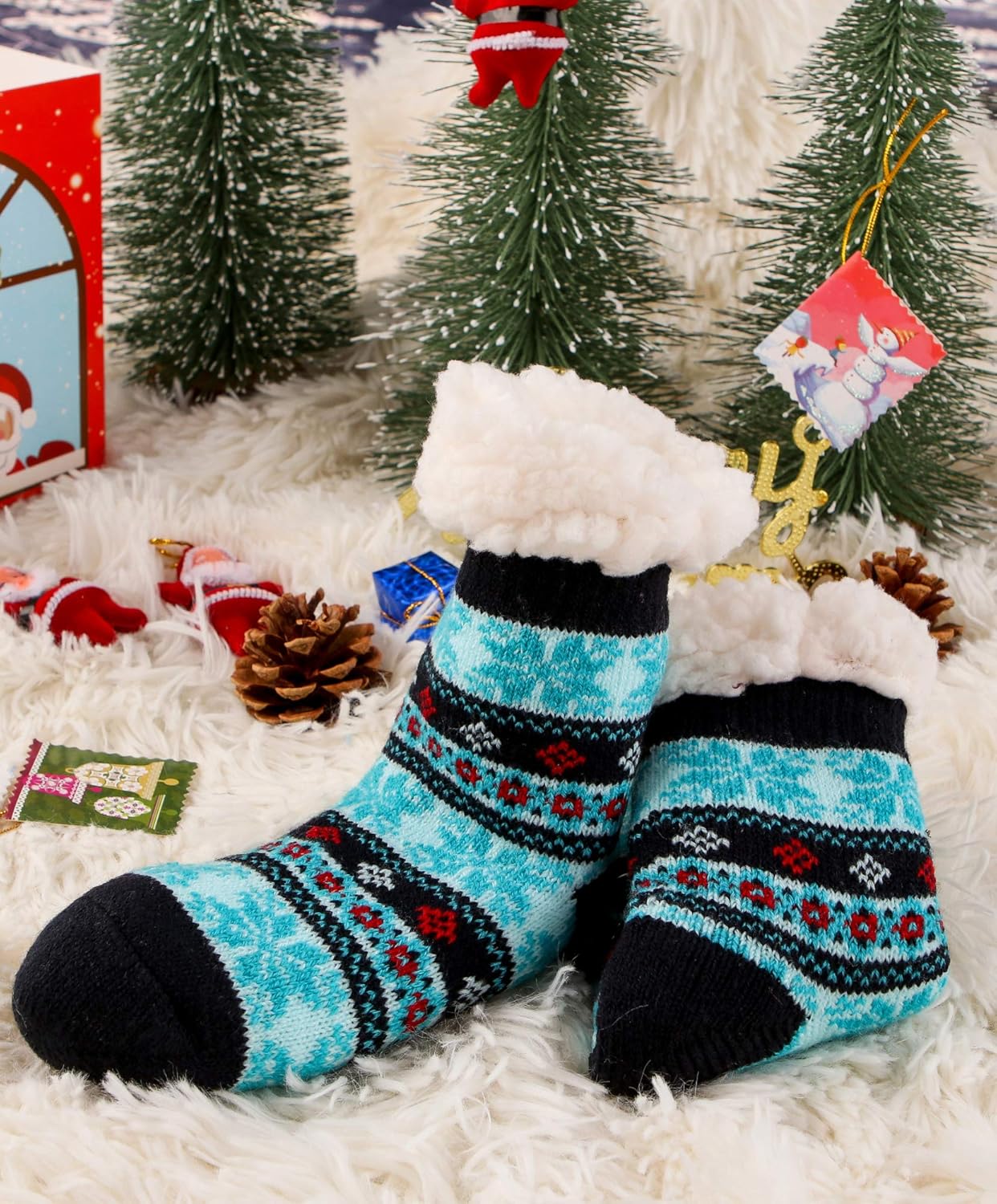 MOGGEI - Warm Plush Sherpa Fuzzy Socks for Kids Adults